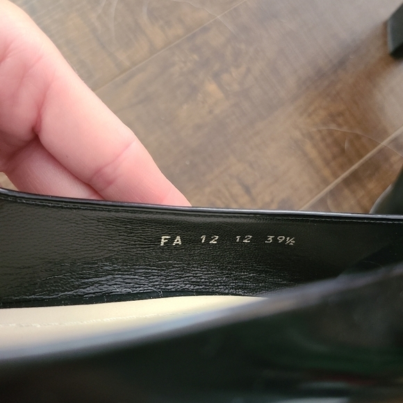 Vintage Dior Leather Buckle Embellished square toe pumps - authentic - Picture 10 of 10